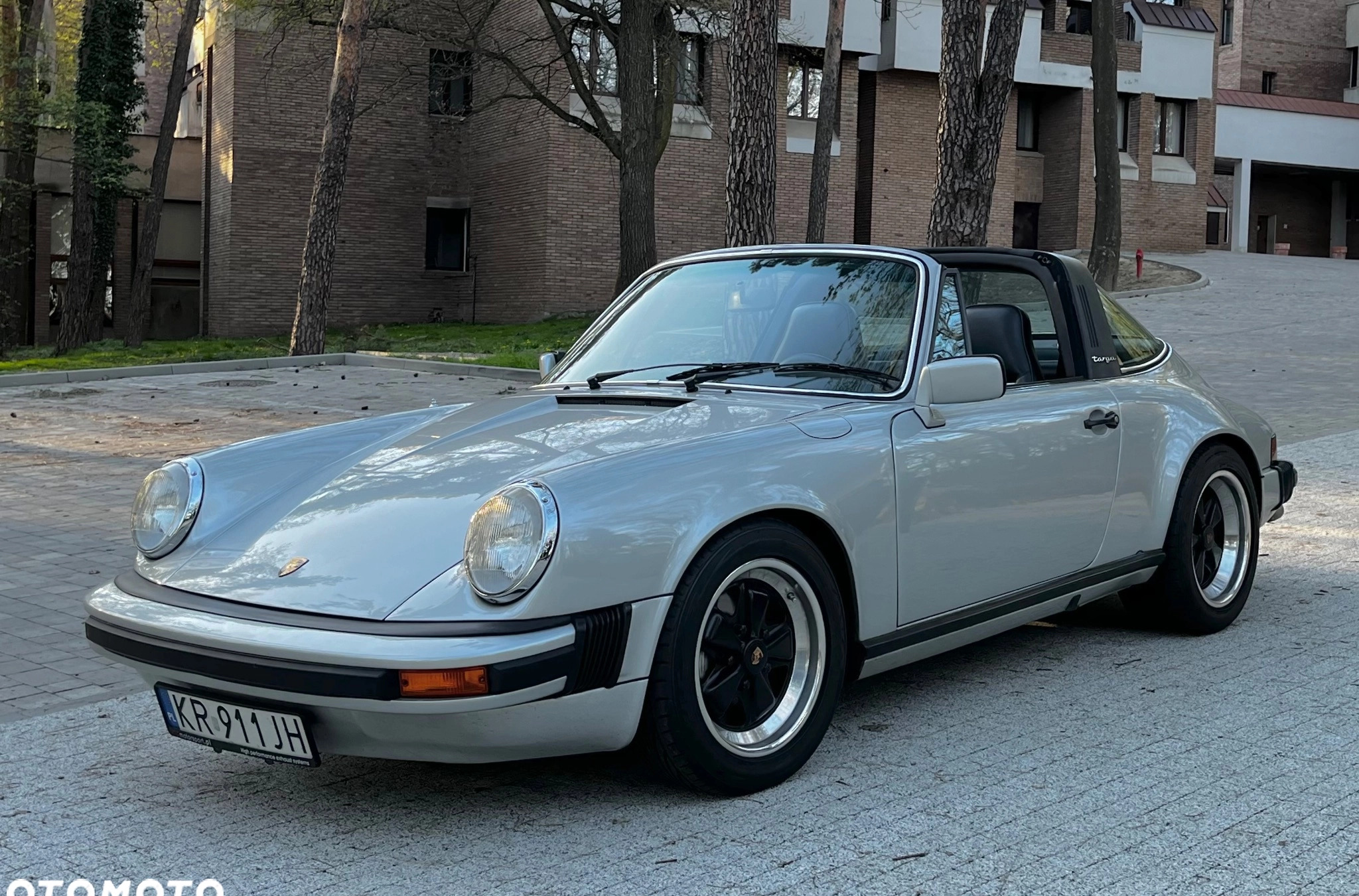 Porsche 911 cena 370000 przebieg: 72000, rok produkcji 1978 z Kraków małe 631